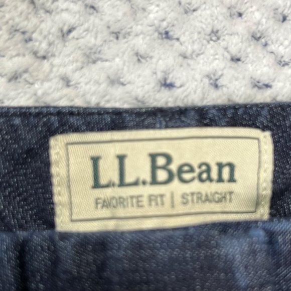 LL Bean Favorite Fit Straight Bermuda Shorts Size 29 Waist Blue Dark Wash Denim - Picture 5 of 6